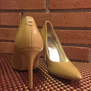 SALE !!!! Sexy Ivanka Trump heels